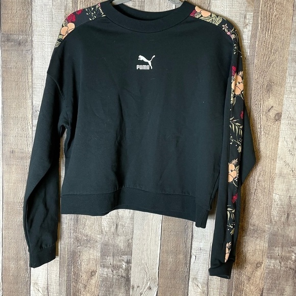 PUMA Floral Trend All Over Crop Crew Sweatshirt - Picture 2 of 7